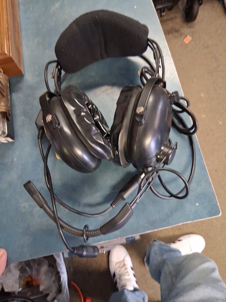 Flightcom Classic Aviation Headset Black | Model 4DLX