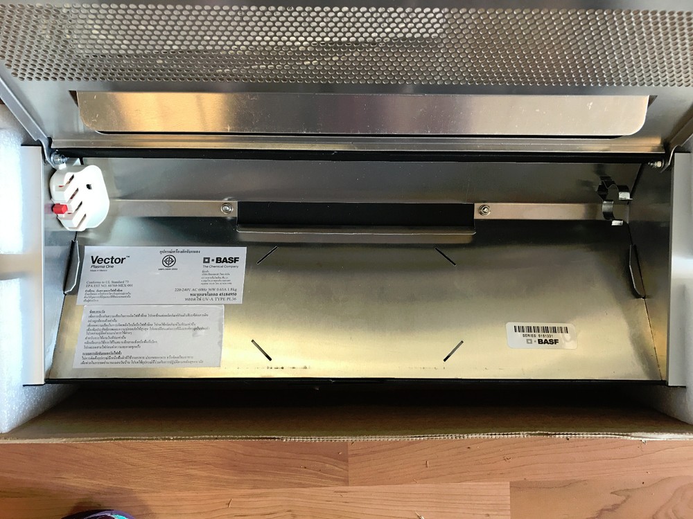 NIB Vector Plasma One Insect Light Traps Screened 220V