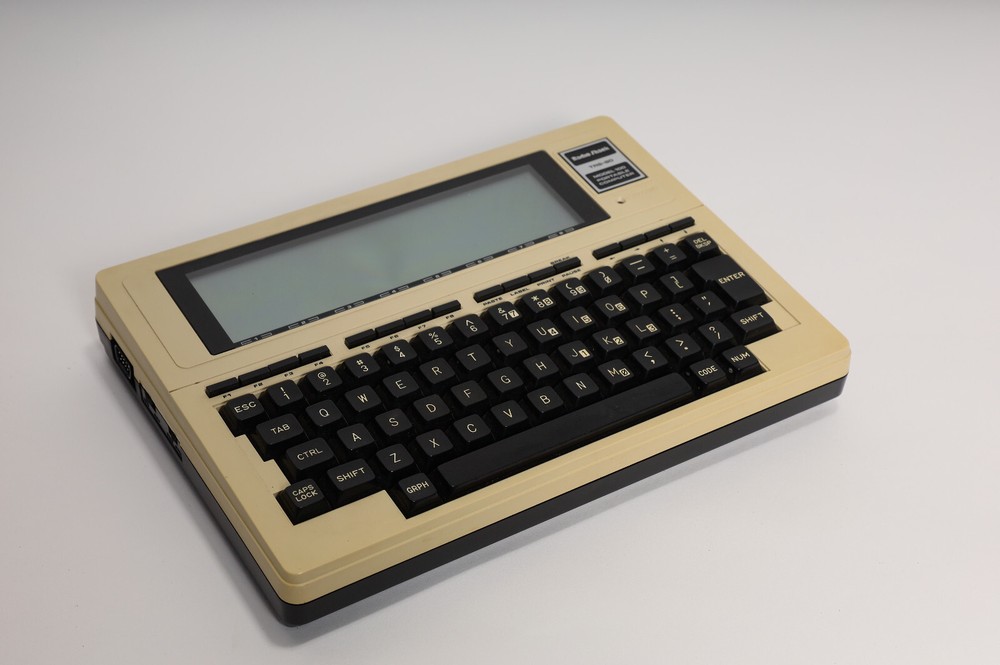 Radio Shack TRS-80 Model 100 Portable Computer - Working!