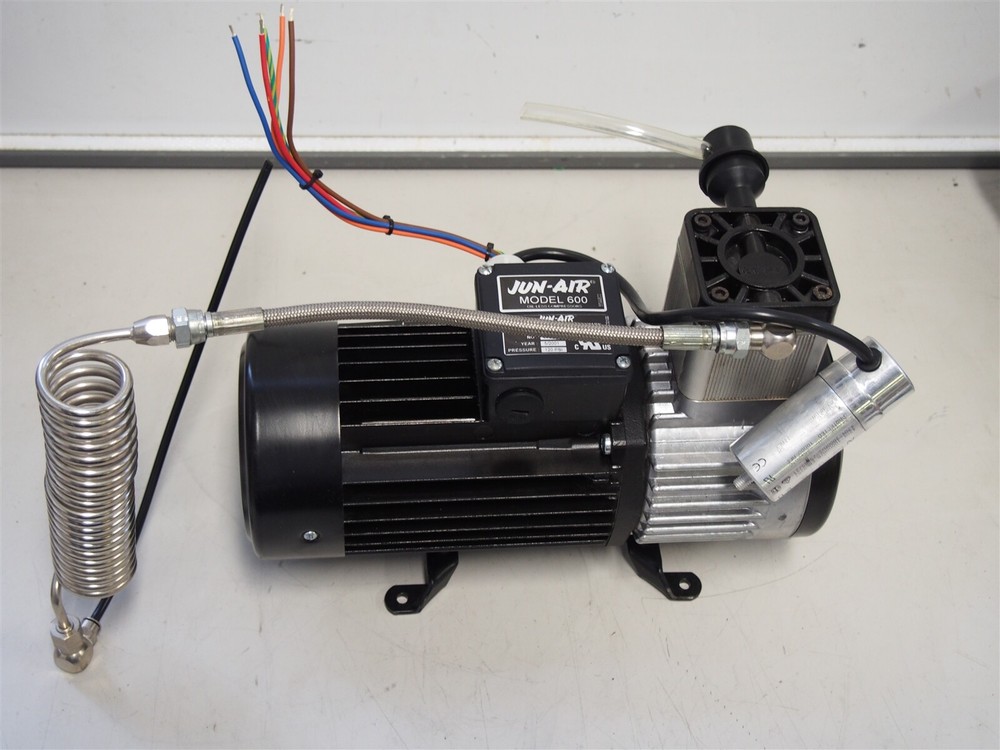 Jun-Air Compressor Vacuum Pump Model 600 120 PSI