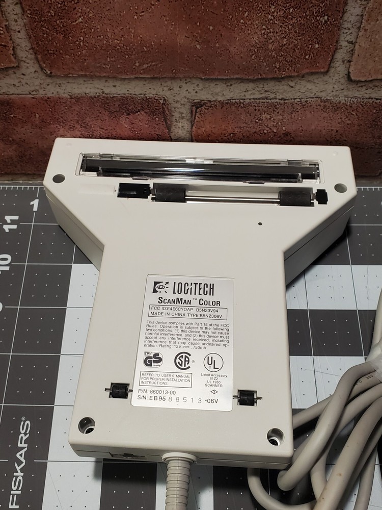 Vtg Handheld LOGITECH SCANMAN COLOR 2000 (Untested)