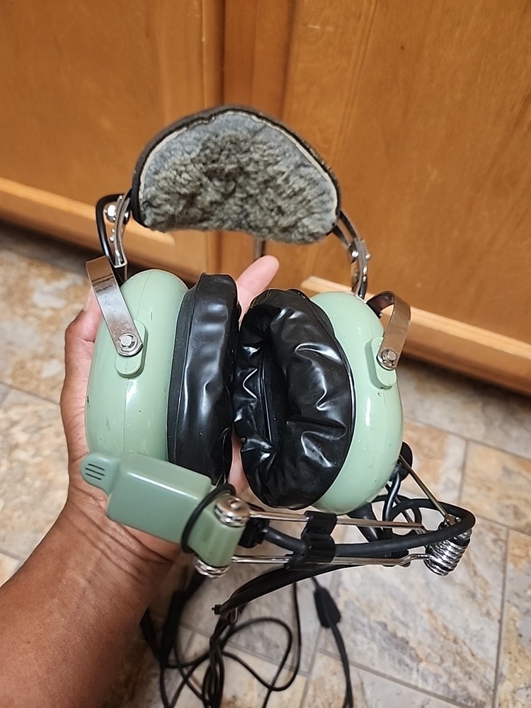 David Clark TSO-C58a Aviation Headset Model M-4 UNTESTED