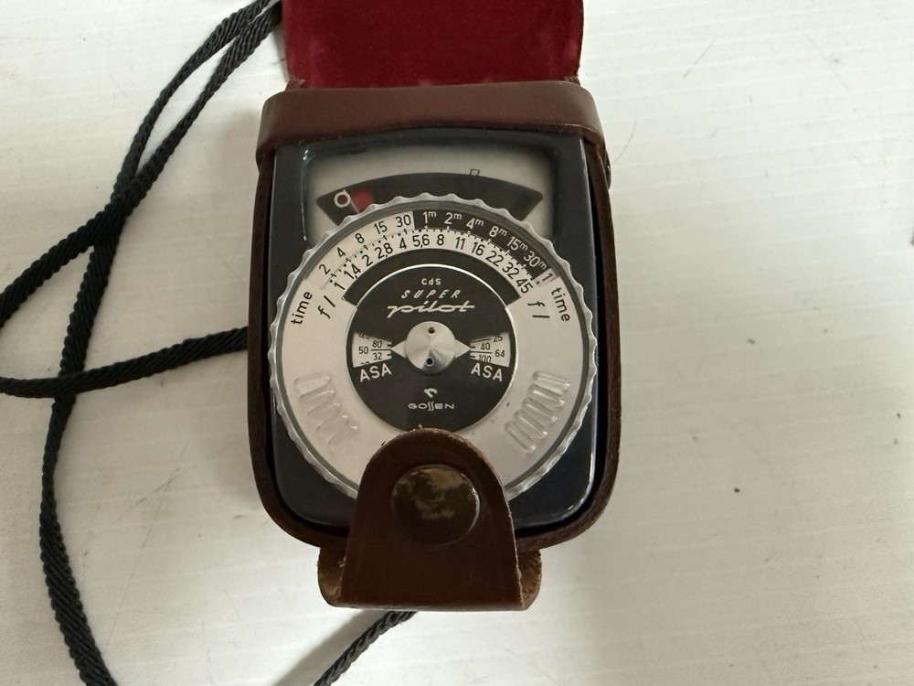 Gossen Super Pilot CdS Light Meter w/ Manual Untested, Nice physical condition