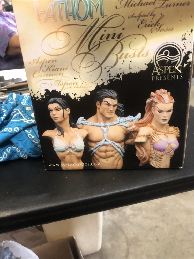 Michael Turner Fathom Cannon Mini Busts