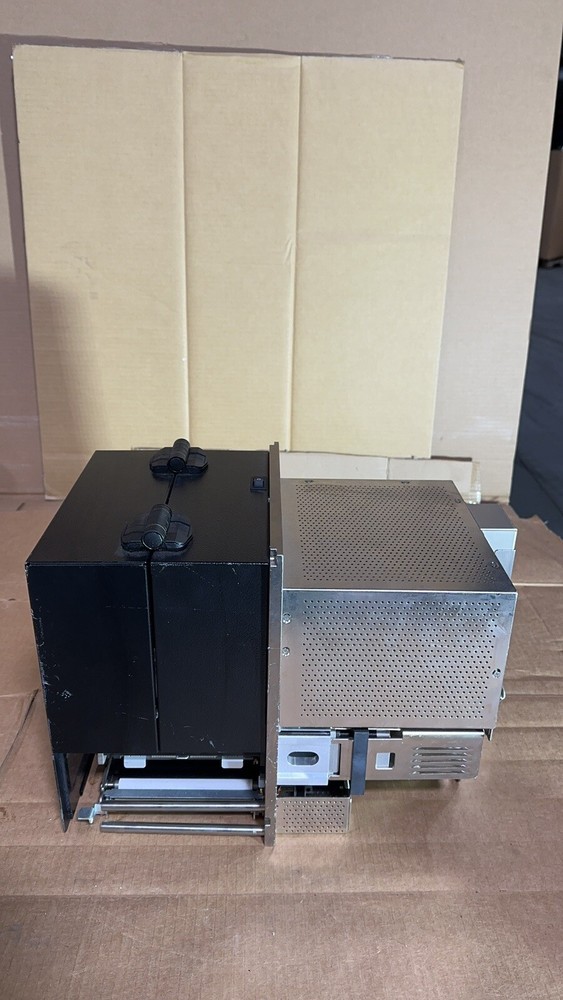 Zebra thermal printer 110PAX4 print and apply engine labeler bar code printer