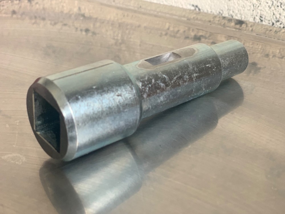 BIRO MODEL 6642 SHAFT HOLLOW SQUARE END