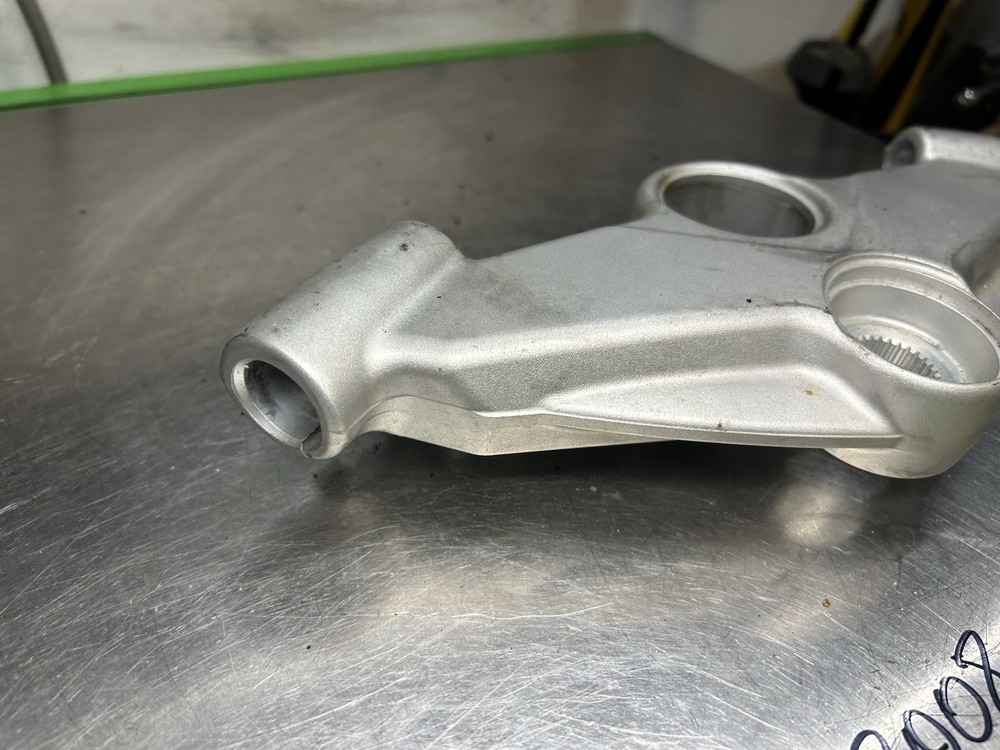 04-08 BMW K1200 K1200S Upper Triple Tree