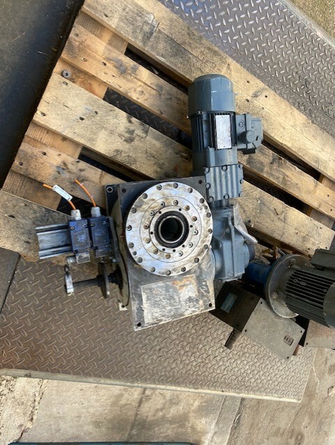 Expert Tunkers EGD125/1002/6 rotary table