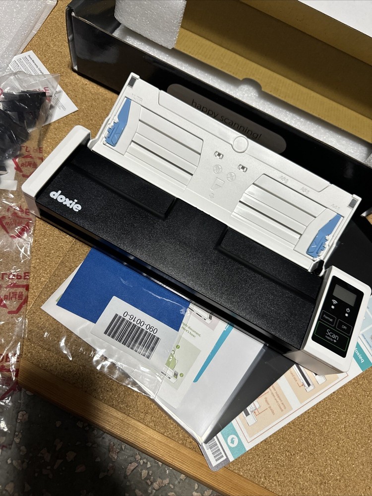 Doxie Q DX300 Wireless Rechargeable Document Scanner w/Automatic Feeder