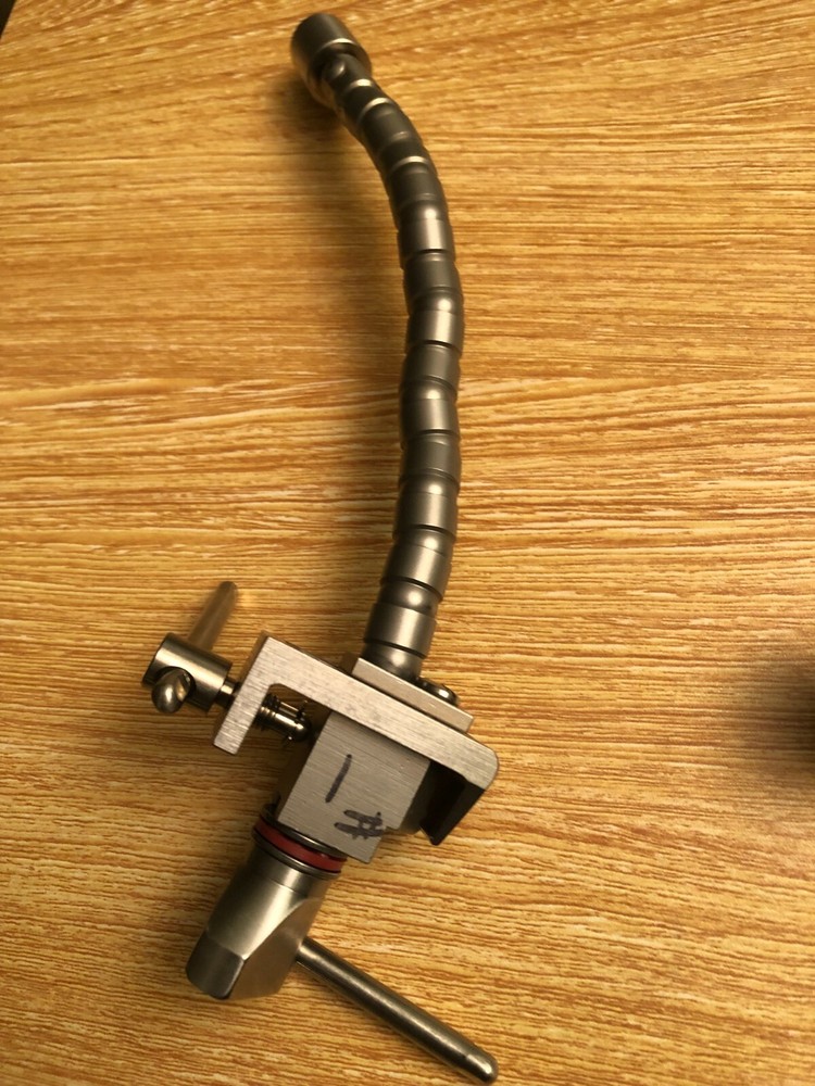 Thompson Surgical Flexible Laparoscopic Holder