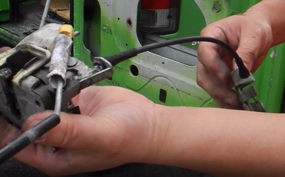 UPGRADED For Ford Econoline Van Handle Rear Cargo Door Latch Release Cable 2pcs