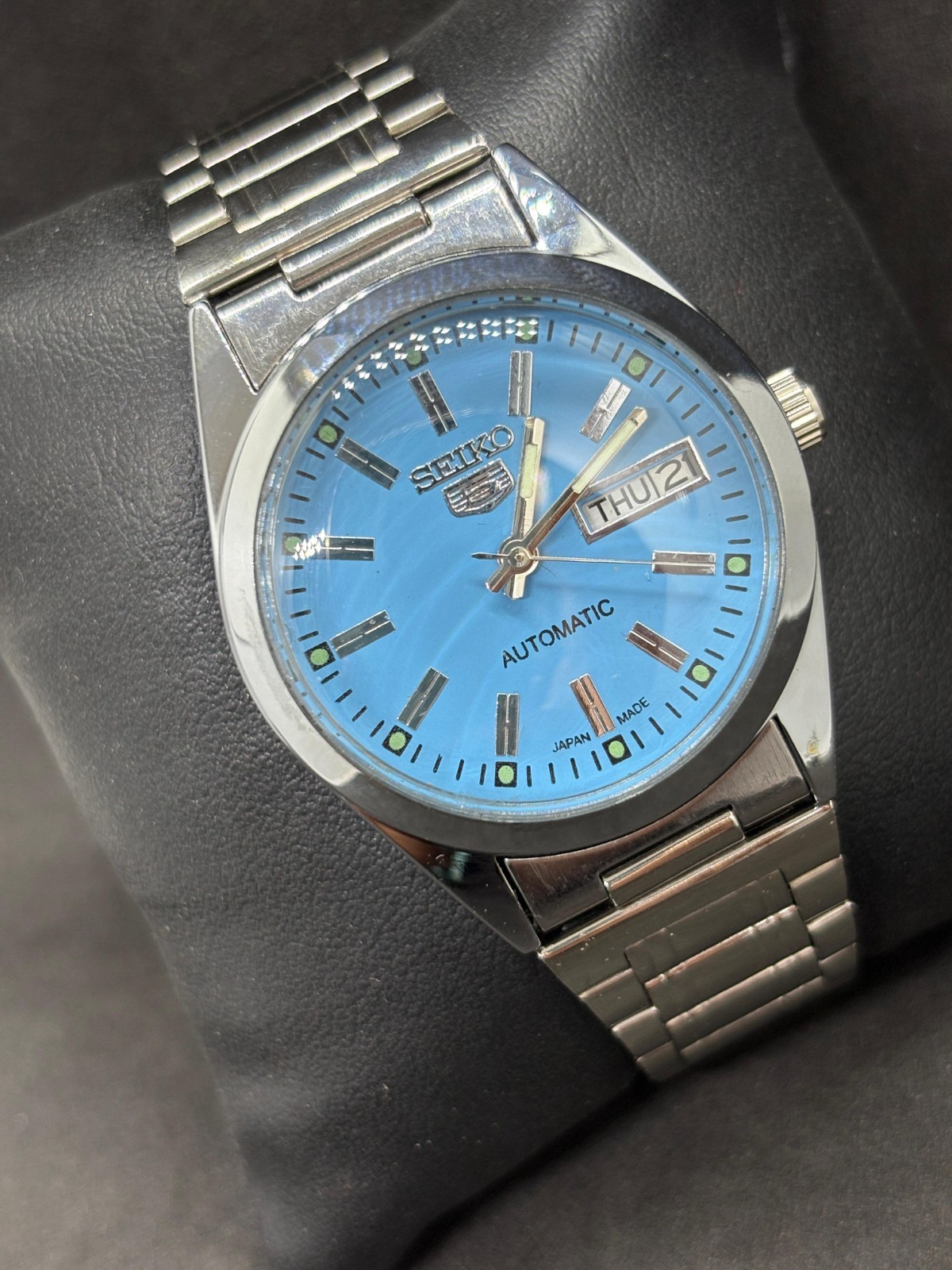 Vintage Refurbished Seiko 5 Automatic Day/Date Japan Men's Wrist Watch