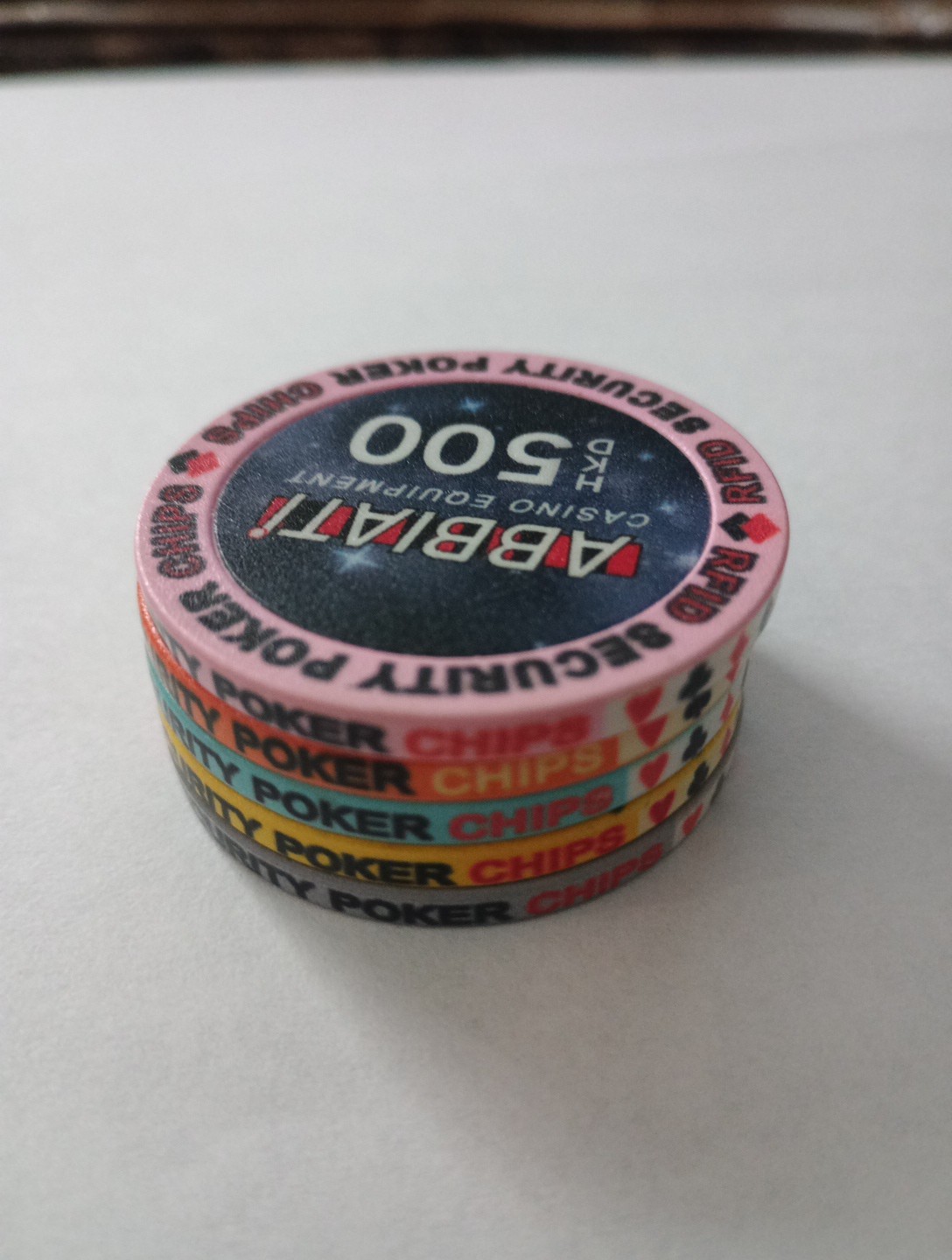 ABBIATI CASINO EQUIPMENT CHIP COMPANY SET OF 5 CHIPS GREAT FOR COLLECTION NEW!