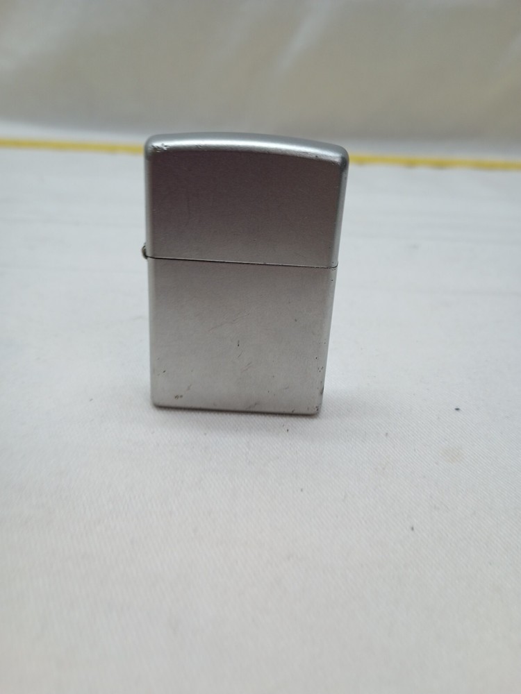 Zippo Lighter -Spins But No Spark
