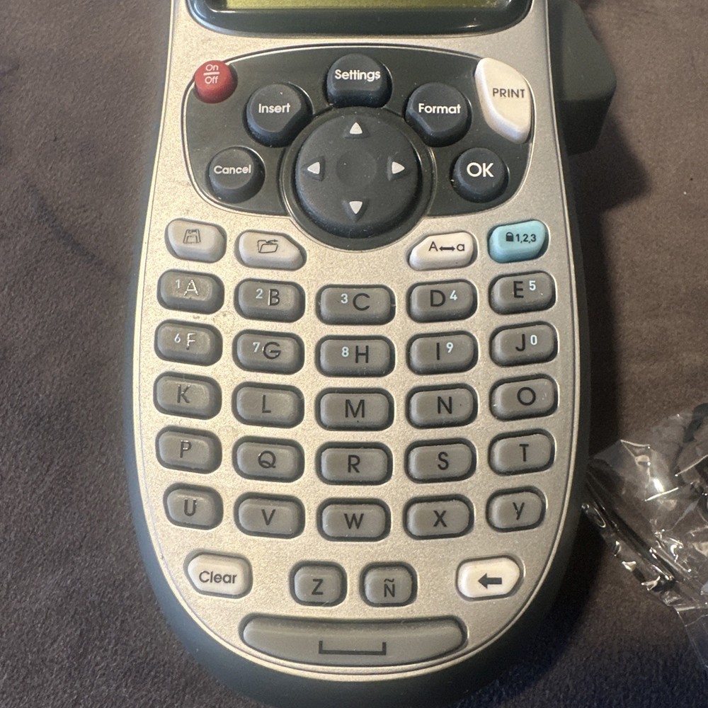 DYMO LetraTag Handheld Portable Electronic Label Maker Machine LT-100H Tested