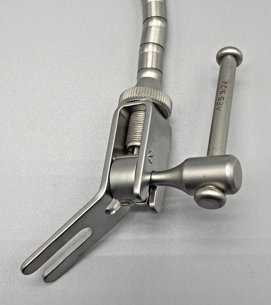 Aesculap FF270R Yasargil Flexible Arm Retractor