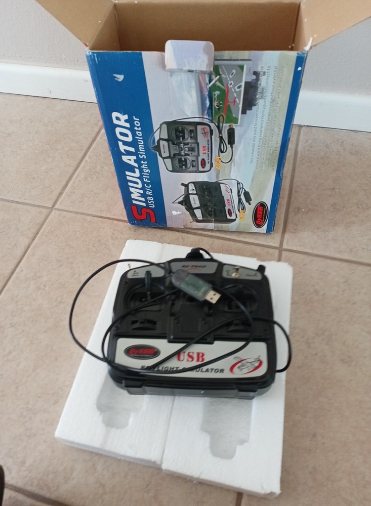 Dynam RC Flight Simulator USB with Controller for RC Helicopter Plane Training