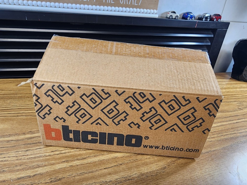 Bticino temperature regulation control unit 3550 Living