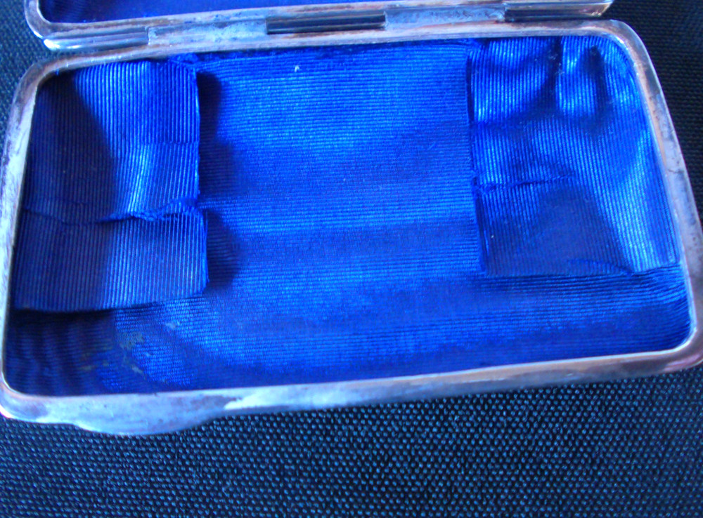 Solid Silver Beautiful Purse Hallmark Dated 1903 By Thomas Bishton Birmingham