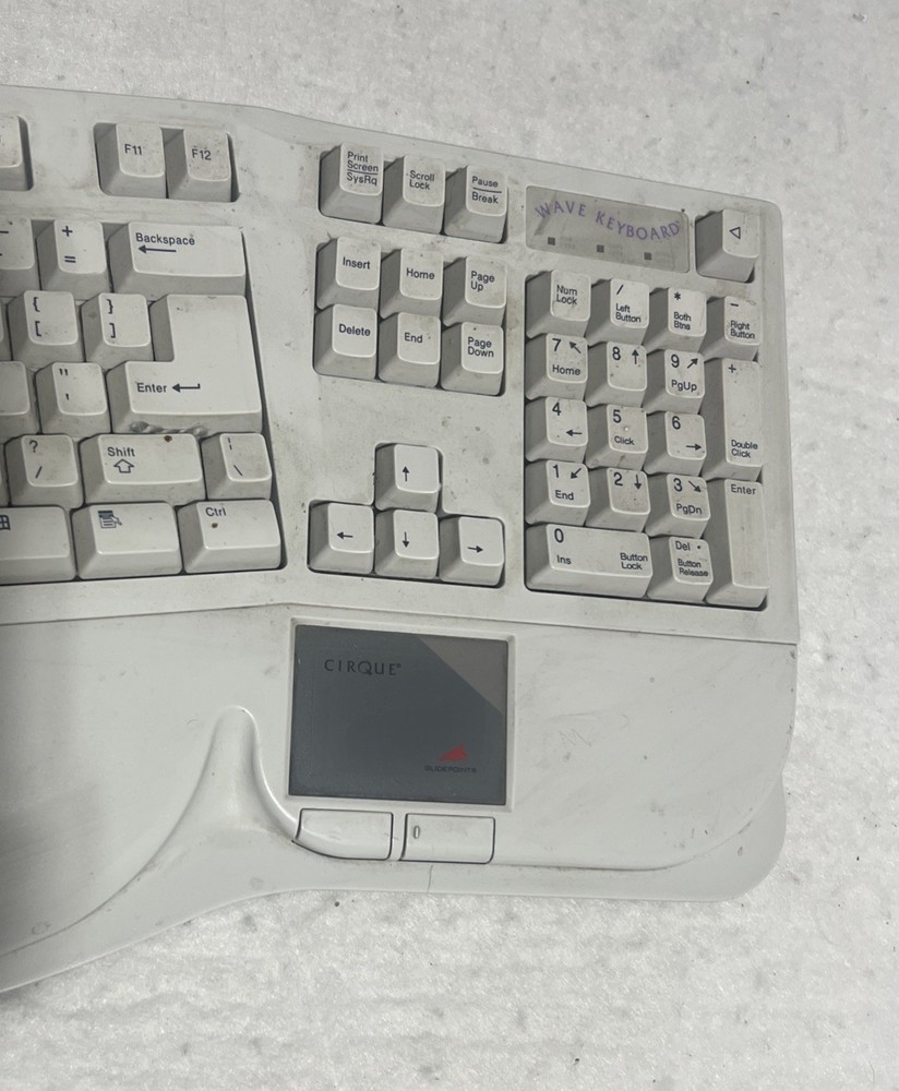 Vintage Keyboard Cirque Wave GKB340