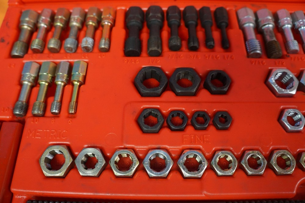 Mac Tools TRCOMBO-48 48 Piece Thread Restoring Set W/Case