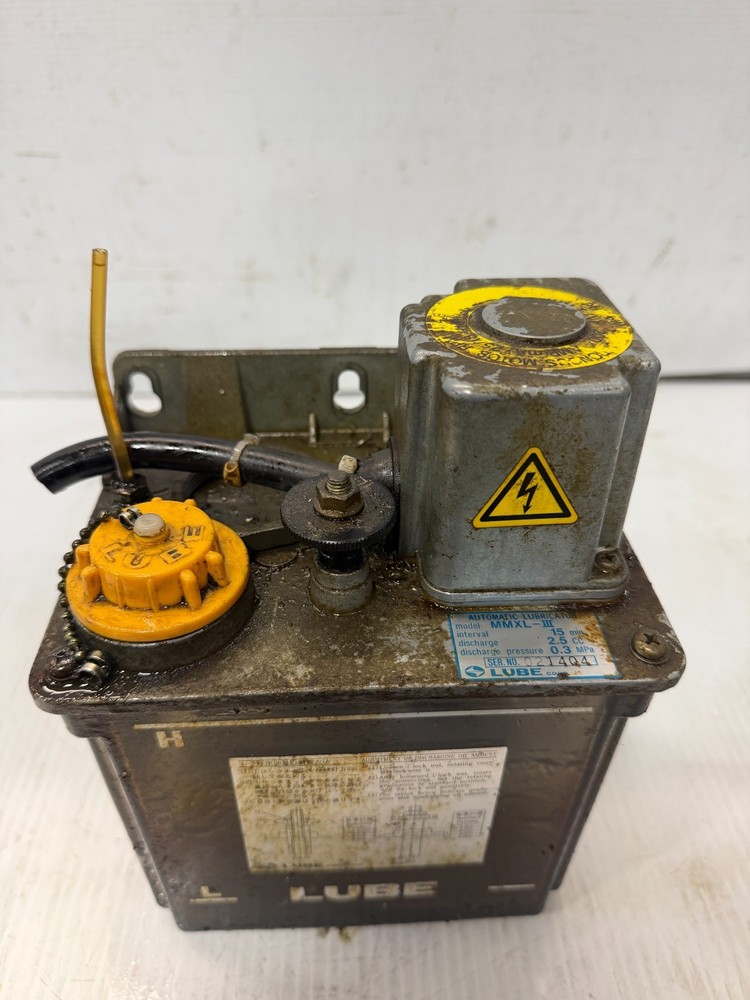 LUBE CORP. #MMXL-III Automatic Lubricator