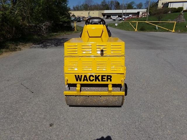 1993 WACKER RD880V 35" ARTICULATING DOUBLE DRUM VIBRATORY ROLLER