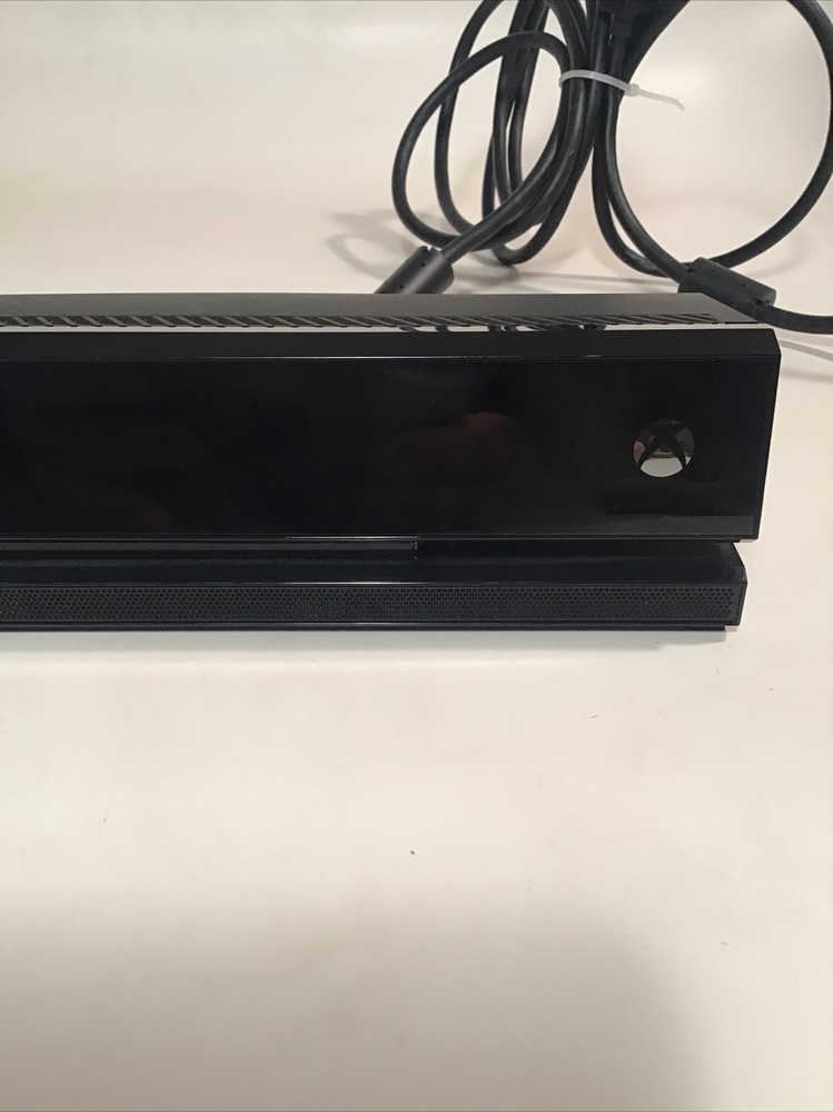 Microsoft Xbox One Black Kinect Sensor Bar Motion Camera Model 1520 Great Shape