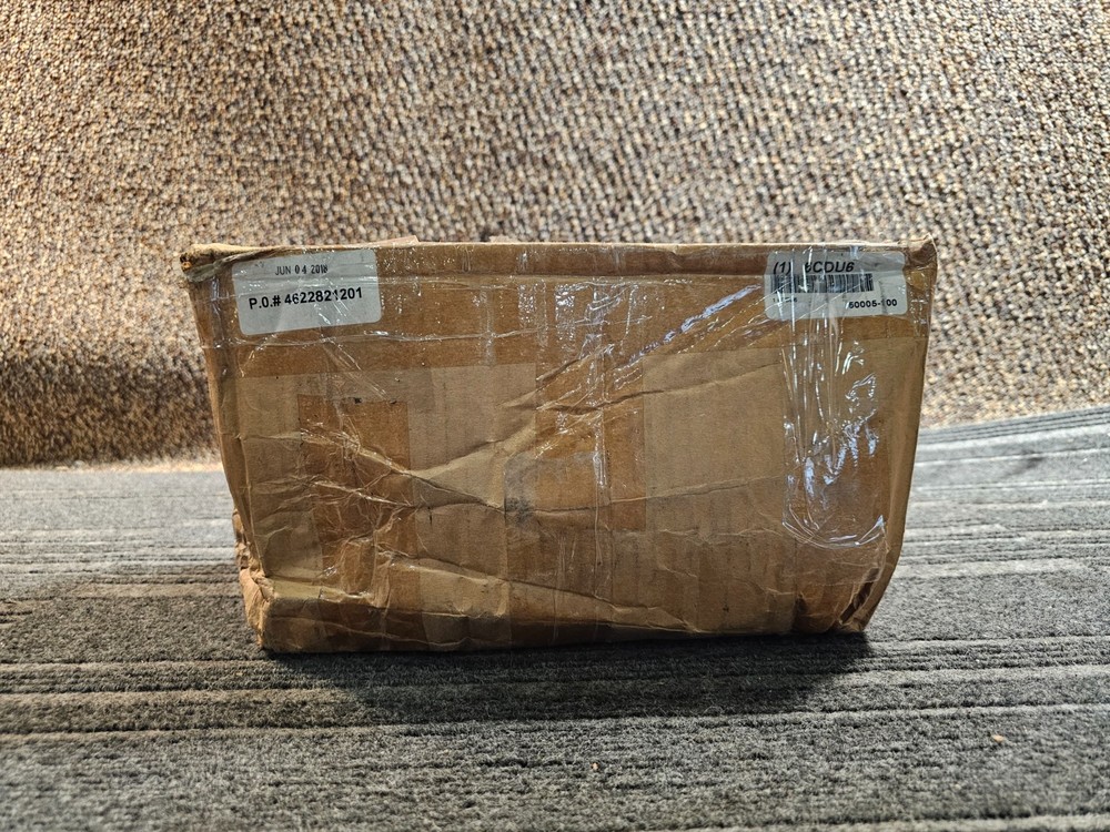 Plastic Chain 6CDU6 Red, 100 ft Length, Polyethylene, Gloss Finish