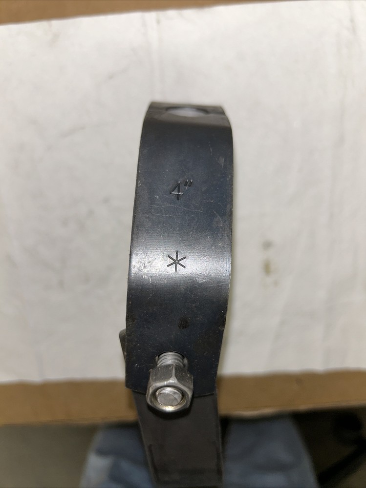 Pipe Hanger 4”