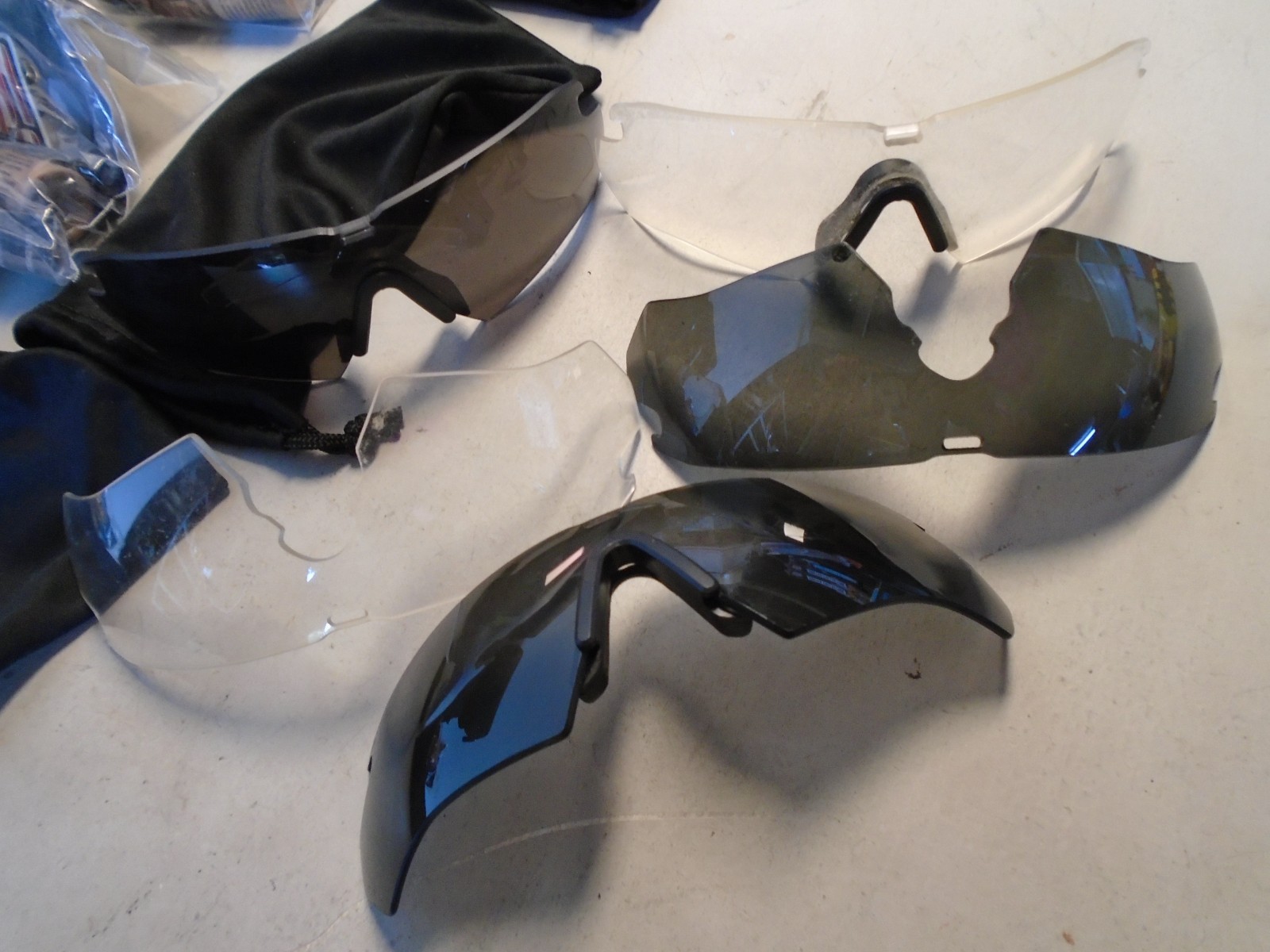 USGI ESS Lot Of 6 Apel Ballistic Glasses w/ Extra Lenses & 4 Cases