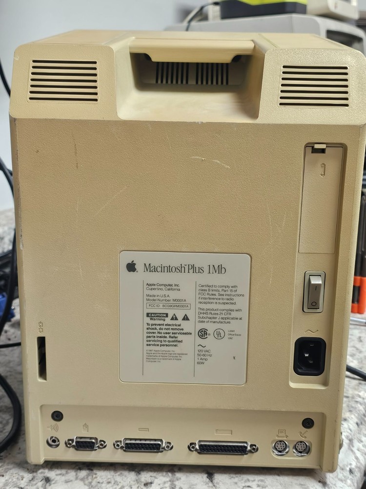 Apple Macintosh Plus 1MB Vintage Computer - Powers/Posts Vintage Special