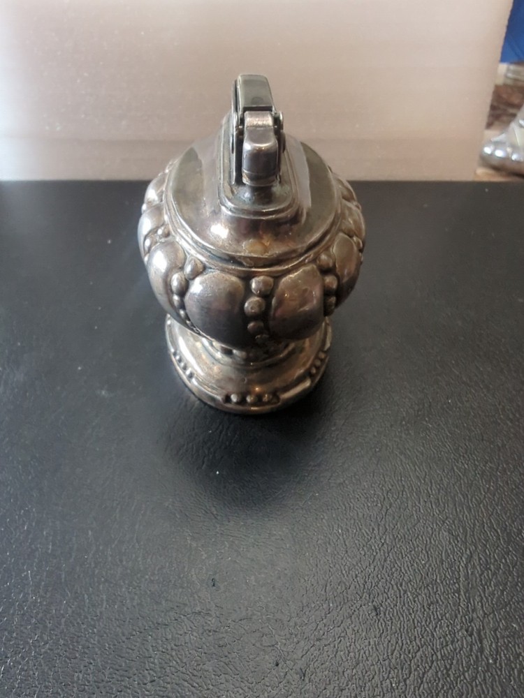 Vintage New Ronson Crown Table Lighter