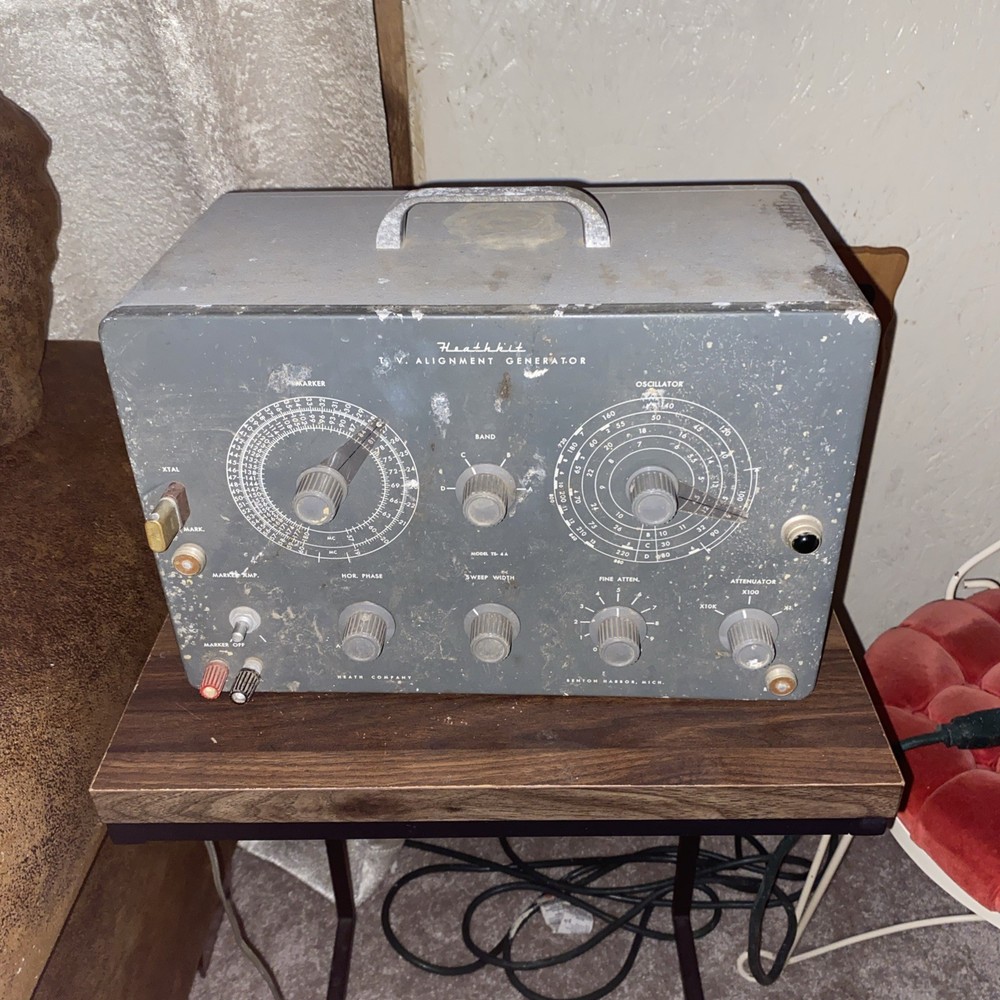 Heathkit TV Alignment Generator