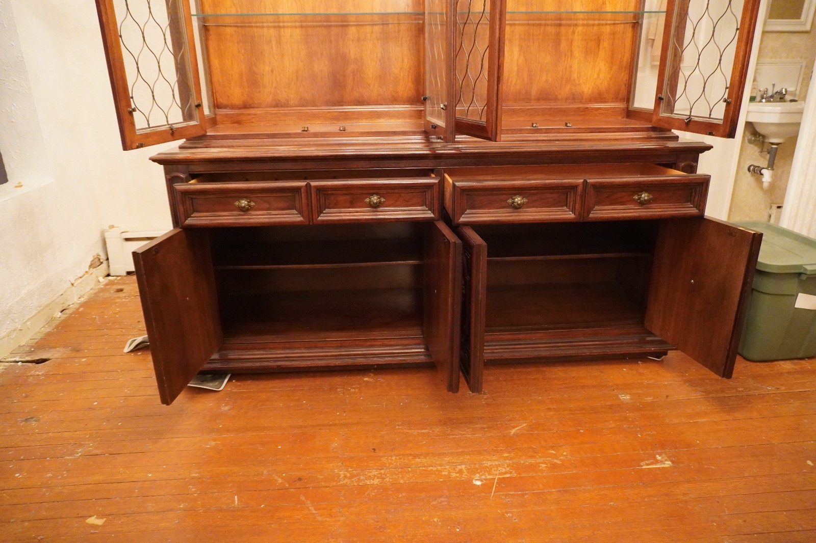 Thomasville Mahogany Breakfront