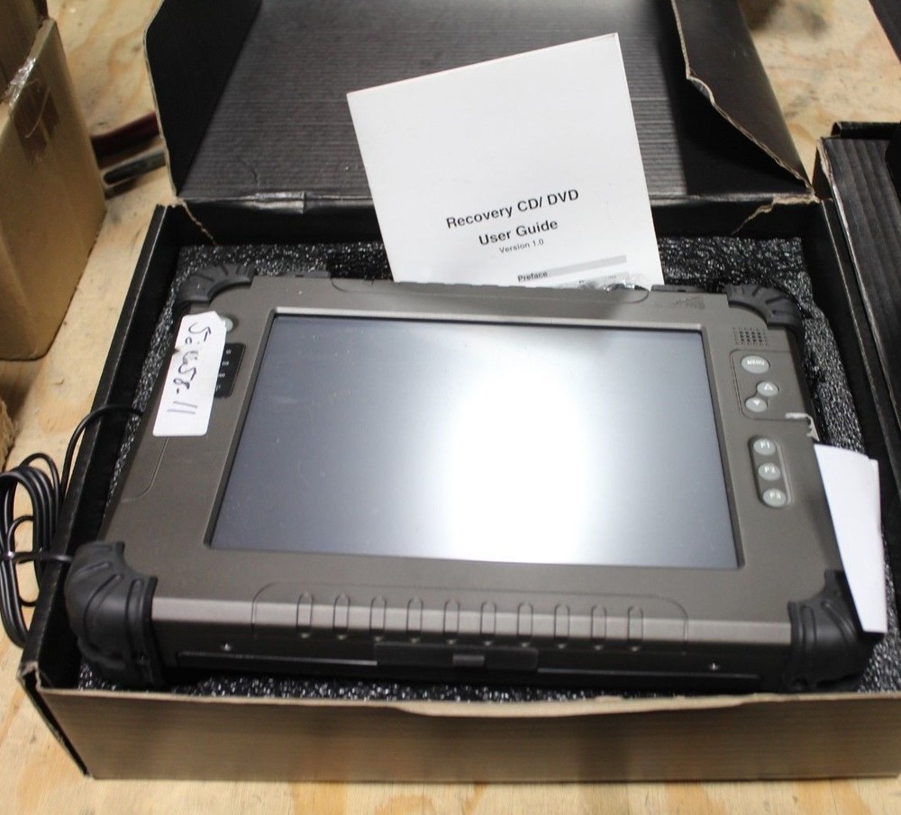 AIS 10.4" Rugged Tablet PC Model RT10IA8M-U1/LC Windows XP