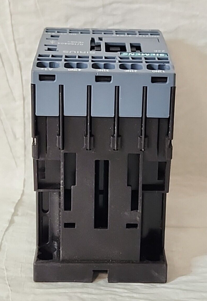 Siemens 3RH2122-2VB40 Contactor