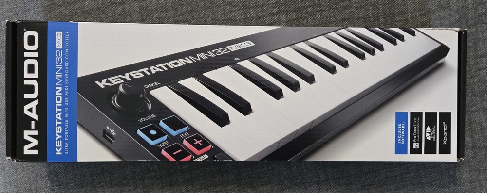 M-Audio KEYMINI32MK3 Keystation Mini 32 Mk3 Keyboard Controller (Open Box)