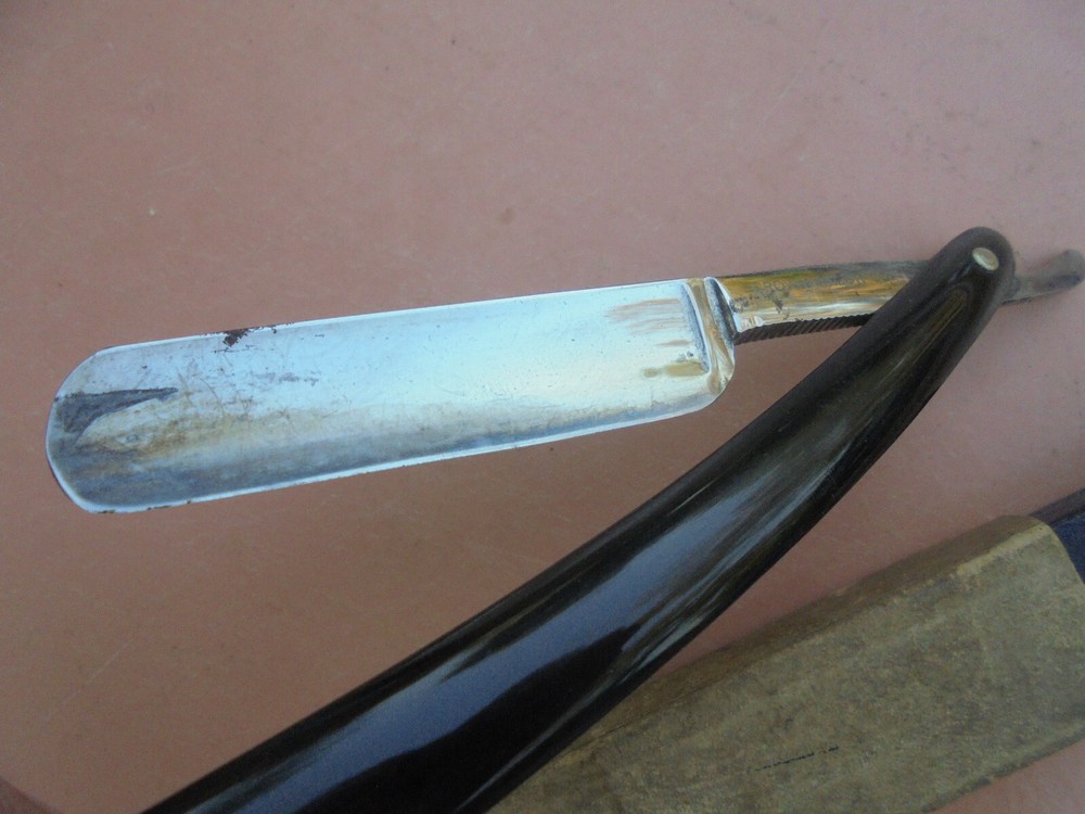Vintage Crown Razor Co. straight razor