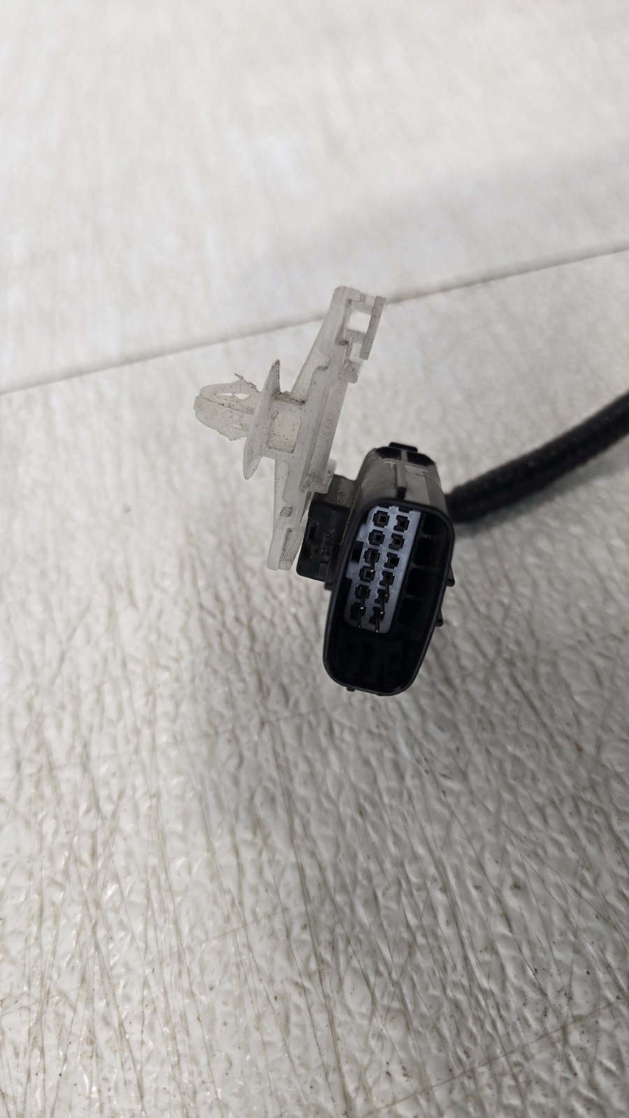 2018 - 2023 TOYOTA TACOMA CRUISE CONTROL RADAR WITH PIGTAIL 88210-04010 OEM