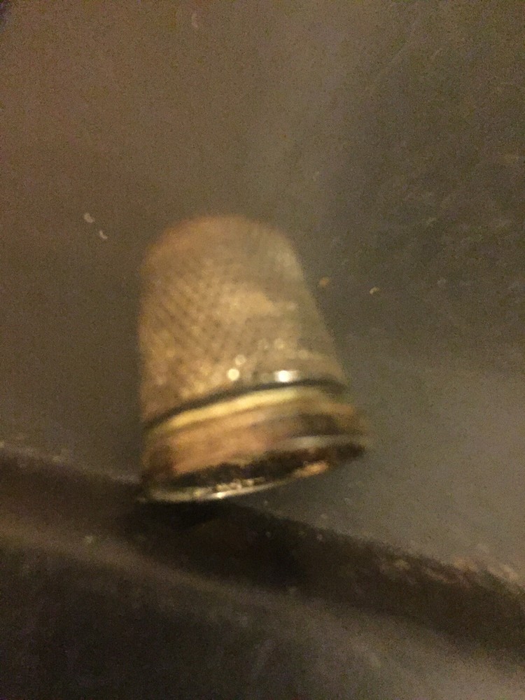 Hallmarked Silver Thimble In Leather Case