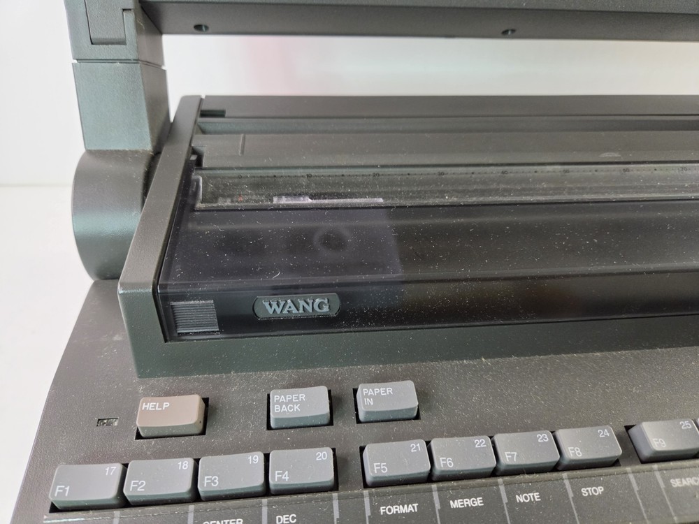 *Untested Wang WLTC Laptop PC Computer 1986