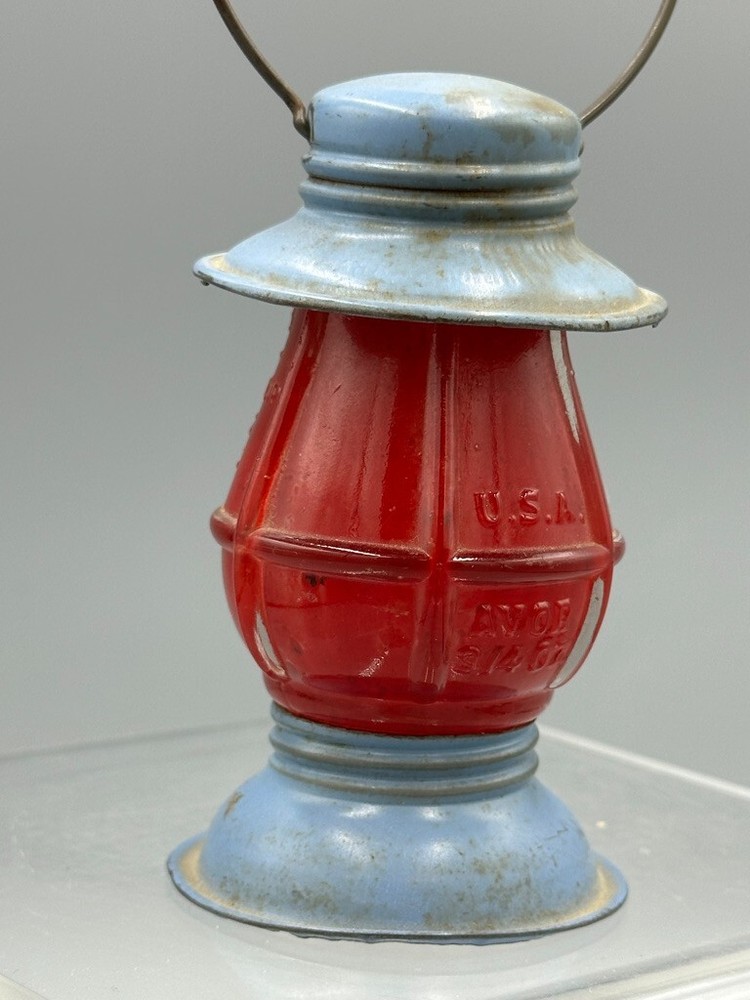 c 1950 Red Flashed LANTERN Victory Glass Co CANDY CONTAINER Antique A&E 443