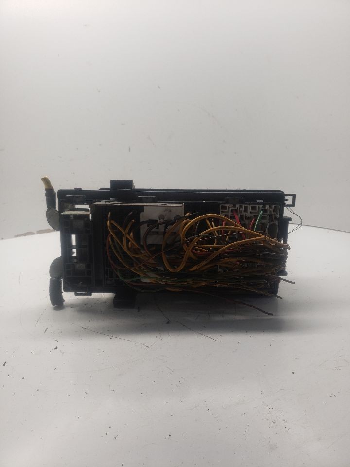 Used Fuse Box Engine fits: 2003 Ford E250 VAN Grade A
