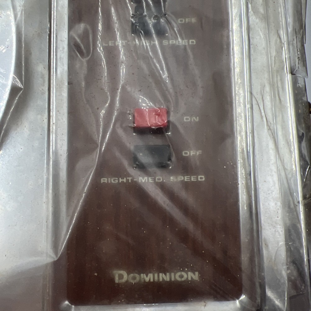 Mint 1966 Dominion Model 1455 Double Element Buffet Range