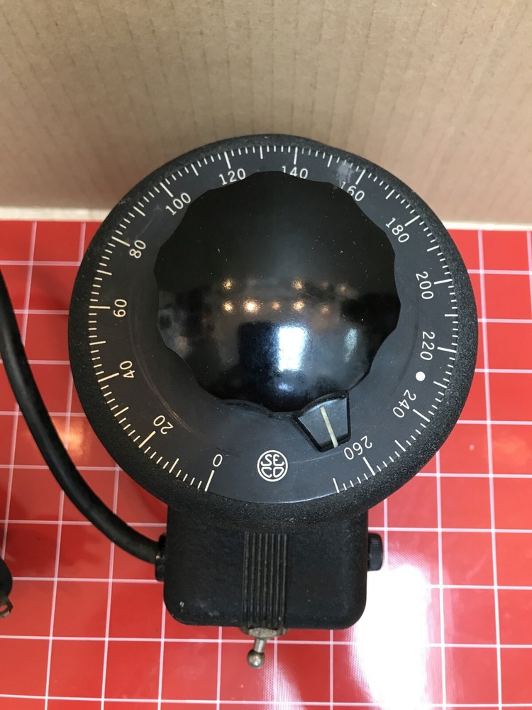 Superior Electric Powerstat Variable Transformer Type 216 0-270V