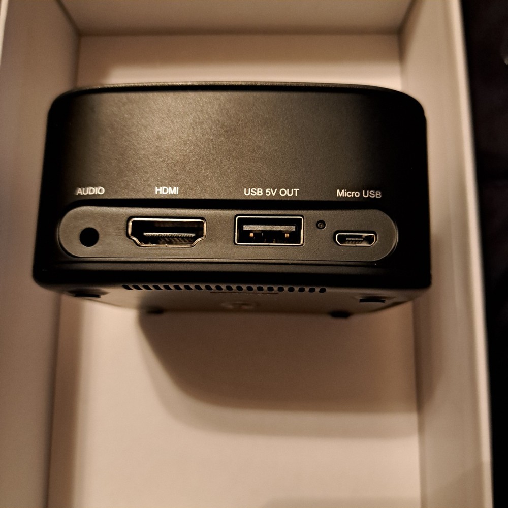 Texas Instruments Miroir M29 50'' Micro Projector with Open Box Element Series