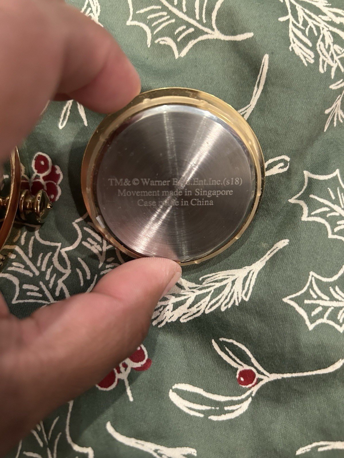 Pottery Barns Teen: Harry Potter Time Turner/Hour Glass clock