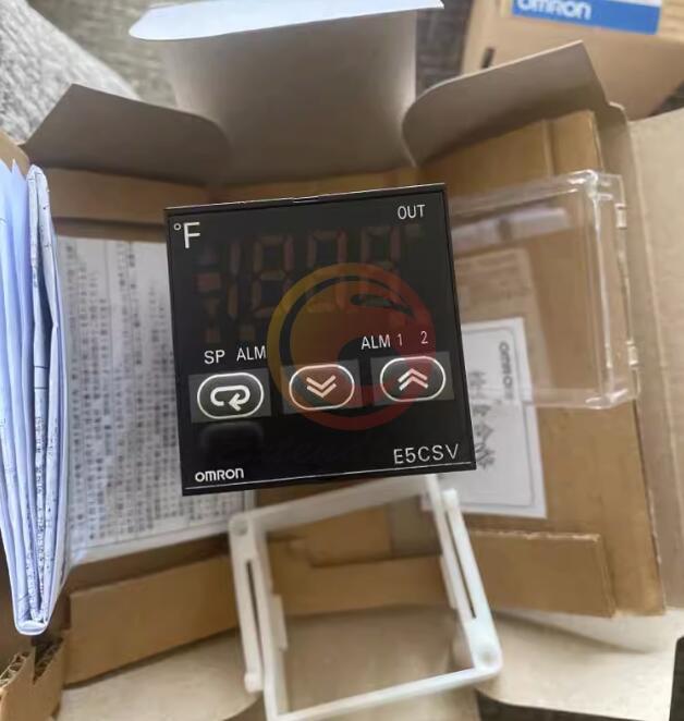 1PC Omron E5CSV-QG Temperature controller new