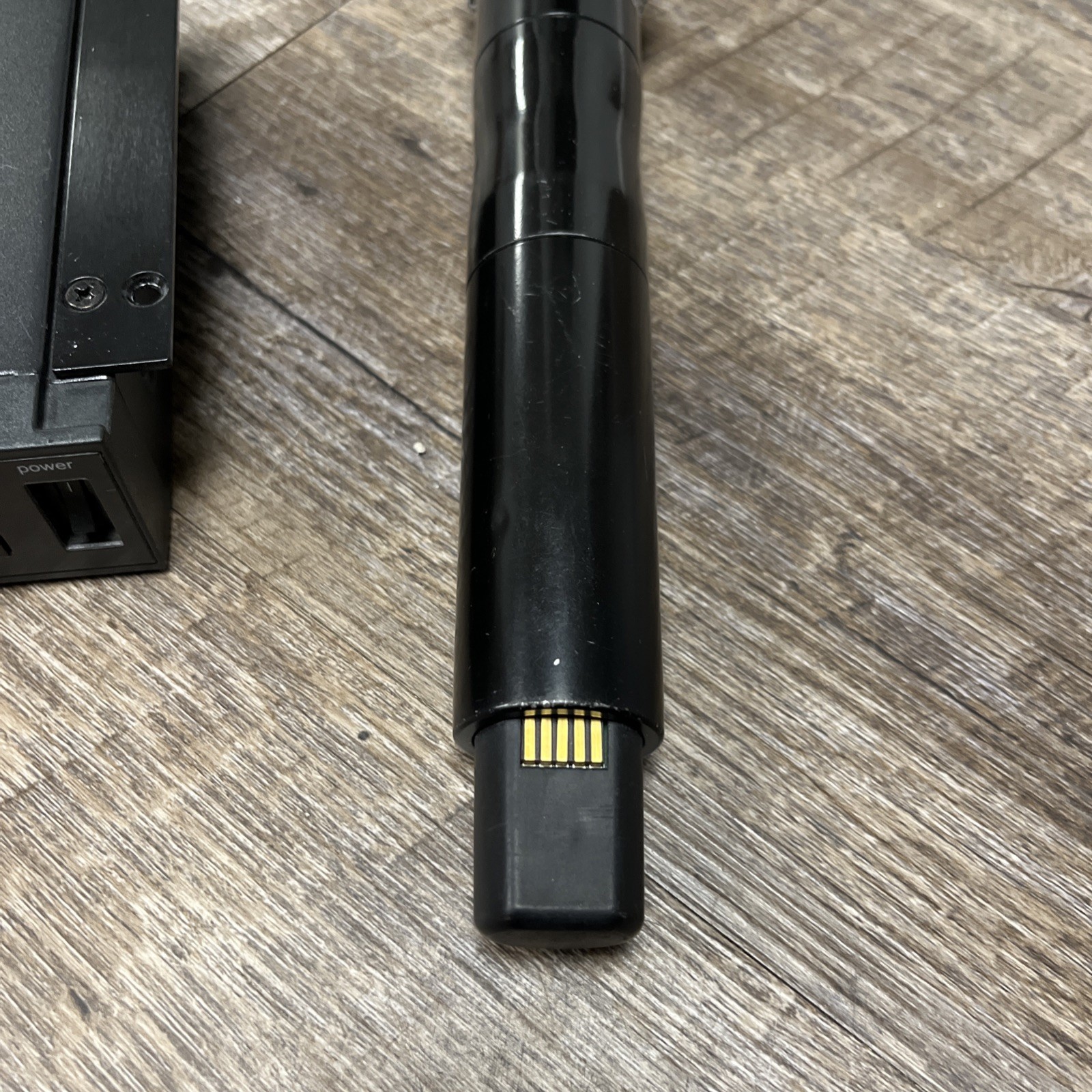 Shure ULXD24/Beta 58A L50 Handheld Wireless Microphone System 632-696 MHz